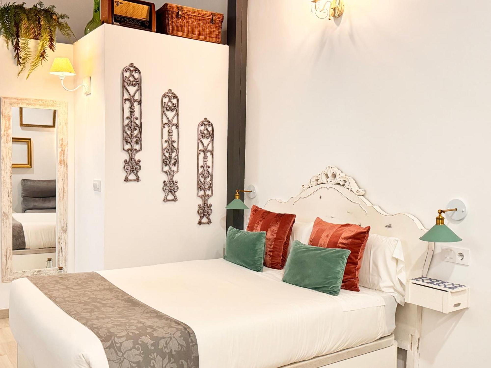 Palace House Hercules - Apartments Севілья Екстер'єр фото