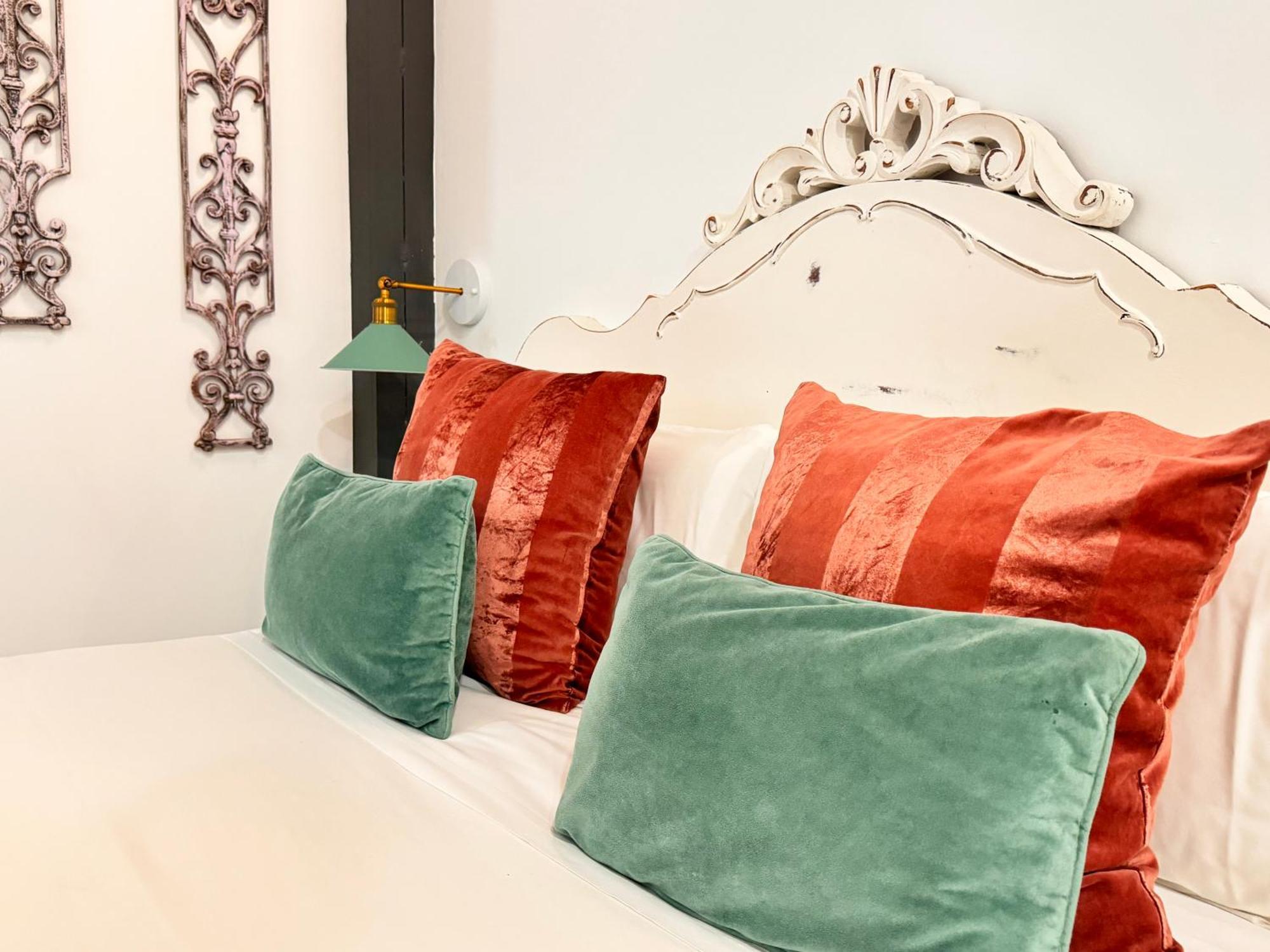 Palace House Hercules - Apartments Севілья Номер фото
